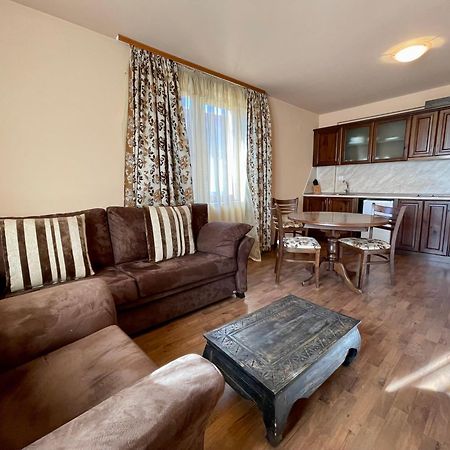 Private Apartments Next To Bellevue Residence Bansko Extérieur photo